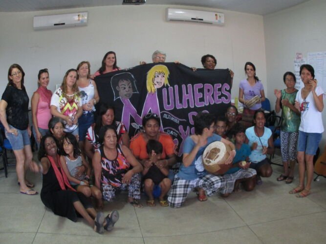 28 - 2014 - Mulheres campo e da cidade fazem um grande encontro para discutir os impactos da usina (foto divulgação)